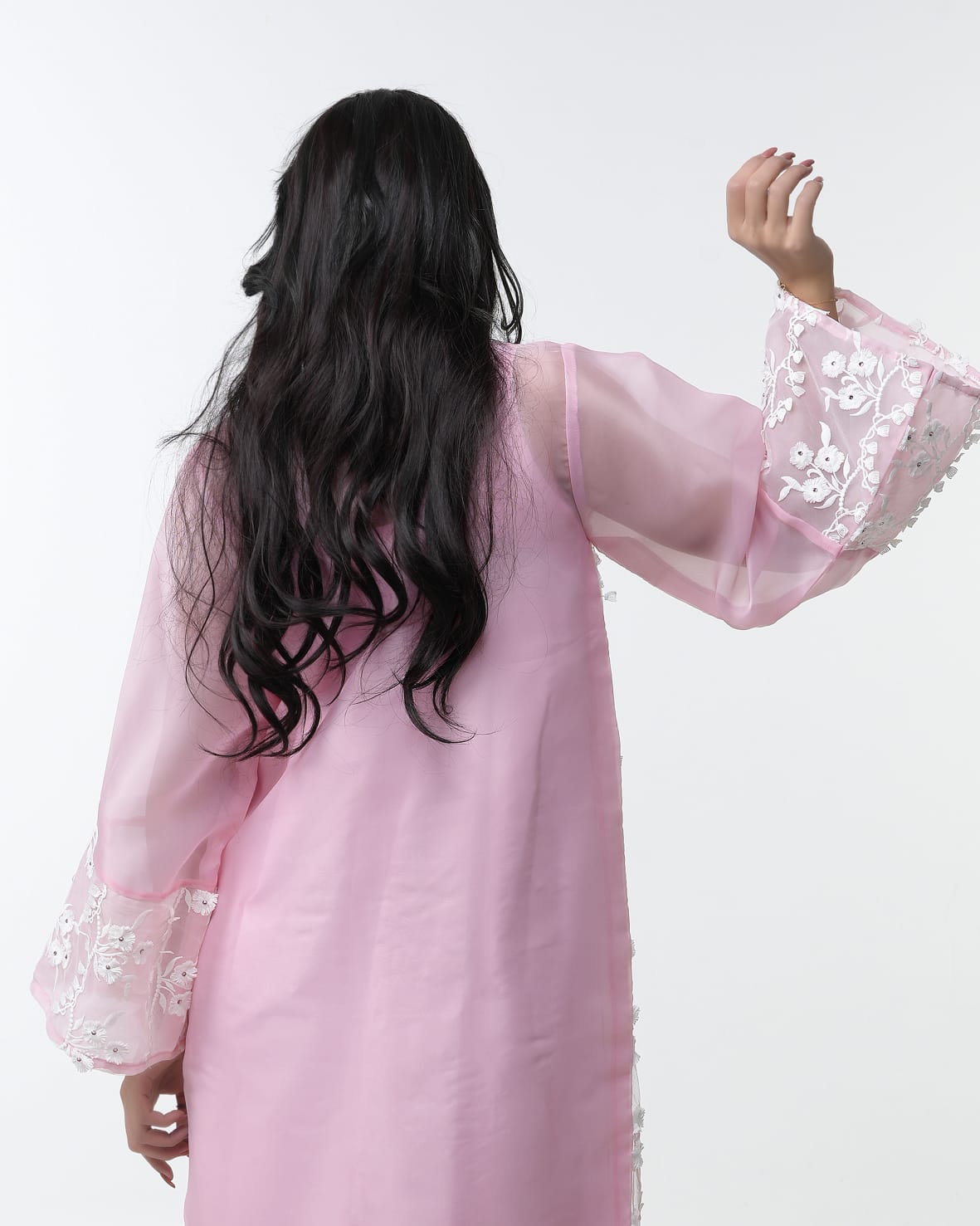 Pink organza dress embroidered and embedded with crystal